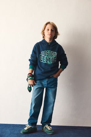 DeFacto NBA Boston Celtics Baskılı Kapüşonlu Sweatshirt Erkek Çocuk I2197A826WNNV147