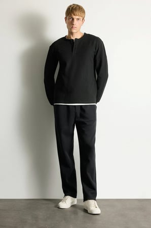 DeFacto Regular Fit Waffle Dokulu Henley Yaka Uzun Kollu Basic Tişört I2067AX26AUBK81