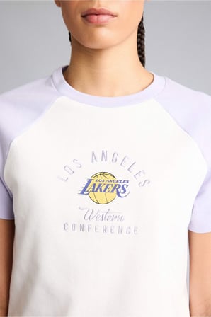 DeFacto NBA Los Angeles Lakers Slım Fıt Pamuklu Kısa Kollu Tişört G0685AX26SPER105