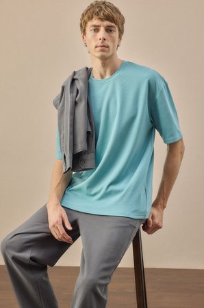 Kırışmaz Pamuklu Nefes Alabilen Oversize Yeşil Tişört