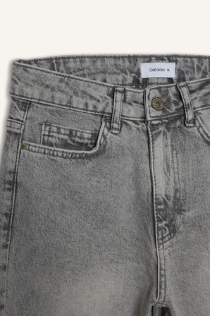 DeFacto Comfort Straıght Normal Bel Jean Yıkamalı Pantolon H5367AX26SMNM55