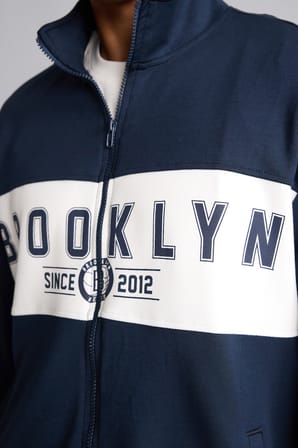 DeFacto NBA Lisanslı Brooklyn Nets Standart Fıt Dik Yaka Fermuarlı Sweat Hırka H7734AX26AUNV253