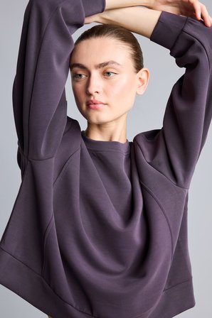 DeFacto Ultra Yumuşak Oversize Bisiklet Yaka Dikiş Detaylı Modal Sporcu Basic Sweatshirt H4536AX26AUPR467