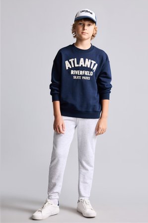 DeFacto Oversize Bisiklet Yaka Nakışlı Sweatshirt Erkek Çocuk H9695A826WNNV146