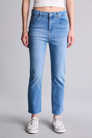 DeFacto Crop Flare Fıt Yüksek Bel Kısa Paça Bilek Boy Jean Yıkamalı Pantolon H1665AX26SMNM39