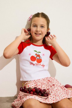 DeFacto My Melody Fıtted Bisiklet Yaka Ribana Kısa Kollu Tişört Kız Çocuk H3479A826HSWT34