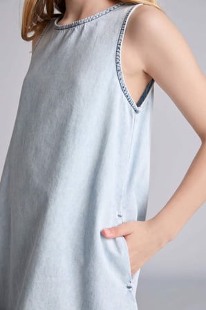 A Kesim Bisiklet Yaka Açık Mavi Jean Mini Elbise Kız Çocuk