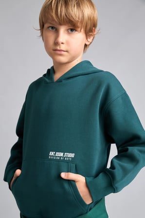 Defacto H9682A8GN1040 Yeşil Regular Fit Kapüşonlu Baskılı Kanguru Cepli Kalın Kumaş Sweatshirt Erkek Çocuk