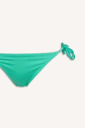DeFacto Regular Fıt Bağcıklı Bikini Altı T3670AZ26SMGN1101