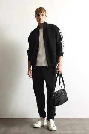 Defacto E9665AXBK81 Siyah Regular Fit Yan Biyeli Lastikli Paça Jogger Eşofman Altı