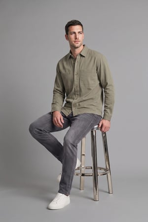 DeFacto Boxy Fit Polo Yaka Çift Cepli Pamuklu Uzun Kollu Gömlek H4590AX26AUKH465