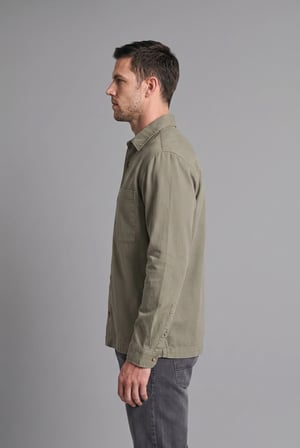 DeFacto Boxy Fit Polo Yaka Çift Cepli Pamuklu Uzun Kollu Gömlek H4590AX26AUKH465