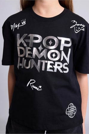 DeFacto Kpop - Demon Hunters Relax Fıt Bisiklet Yaka Kısa Kollu Tişört Kız Çocuk H7317A826SMBK81