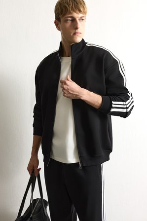 DeFacto Nefes Alabilen Boxy Fit Fermuarlı Dik Yaka Sweatshirt F0106AX26AUBK81