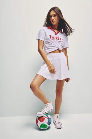 DeFacto Crop Top Sporcu Mesh Forma Kumaş Türkiye Baskılı Kısa Kollu Polo Beyaz Tişört I1229AX26HSWT34