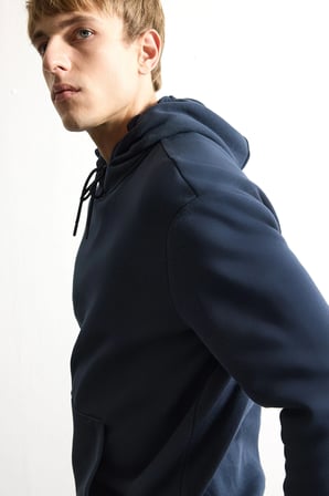 Regular Fit Kapüşonlu İçi Yumuşak Tüylü Kanguru Cepli Basic Sweatshirt