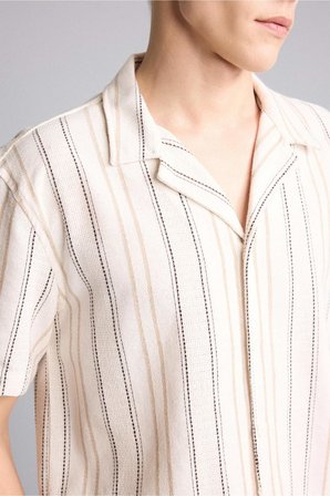 DeFacto Regular Fit Polo Yaka Çizgili Kısa Kollu Gömlek E5687AX26SMER83