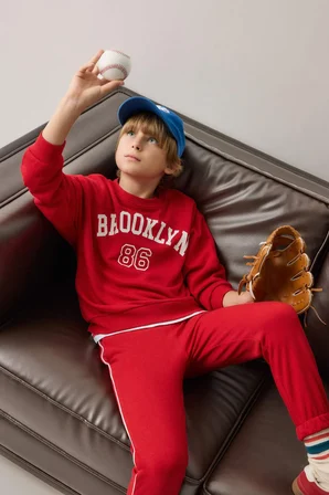 Regular Fıt Bisiklet Yaka Kolej Baskılı Sweatshirt Erkek Çocuk
