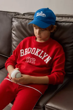 Regular Fıt Bisiklet Yaka Kolej Baskılı Sweatshirt Erkek Çocuk