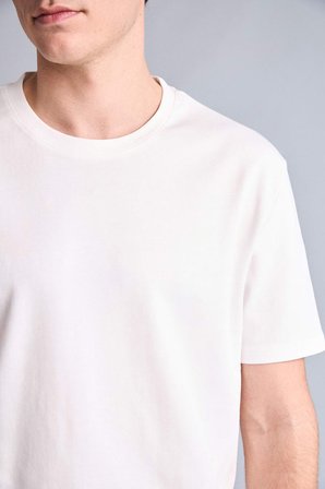 DeFacto Ultra Yumuşak %100 Pamuk REGULAR FIT Basic Tişört E7961AX26AUWT32