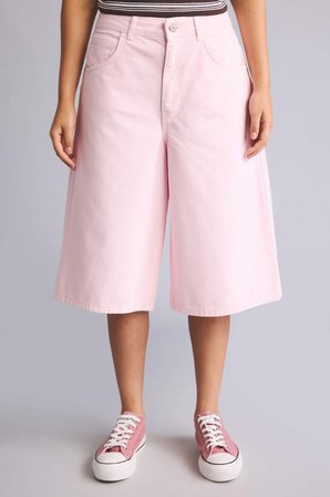 Açık Pembe Bermuda Jean Şort