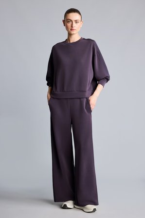DeFacto Ultra Yumuşak Oversize Bisiklet Yaka Dikiş Detaylı Modal Sporcu Basic Sweatshirt H4536AX26AUPR467