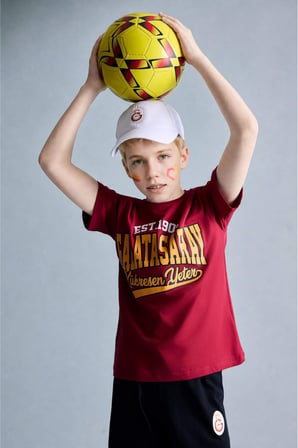 DeFacto %100 Pamuk Galatasaray Kısa Kollu Pijama Üstü Şort Pijama Alt 2'li Pijama Takımı Erkek Çocuk H7340A826HSRD119