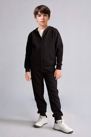 DeFacto Kapüşonlu Basic Fermuarlı Cepli Sweatshirt Hırka Erkek Çocuk H2847A826AUBK81