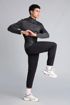 Defacto H6170AXBK81 Siyah Standart Fit Paçası Lastikli Dokuma Jogger