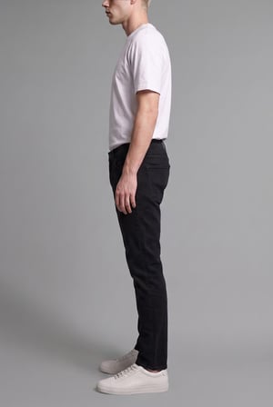 DeFacto 	Sergio Regular Fit Normal Kalıp Normal Bel Boru Paça Jean Pantolon W6868AZ26AUNM40