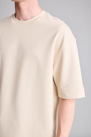 DeFacto Loose Fit Bisiklet Yaka Kısa Kollu Ağır Kumaş Basic Tişört B4844AX26AUBG757