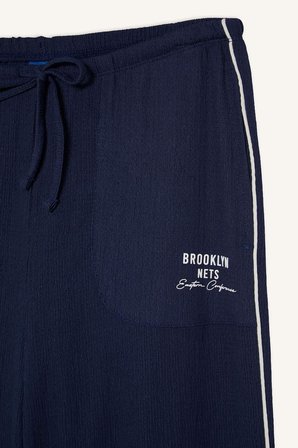 NBA Brooklyn Nets Lisanslı Wıde Leg Cepli Geniş Paça Standart Boy Kırışık Dokulu Kumaş İndigo Pantolon