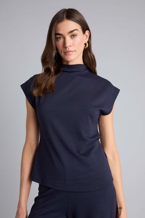 DeFacto Slim Fit Dar Kesim Yarım Balıkçı Yaka Pike Kolsuz Bluz F7760AX26SPNV135