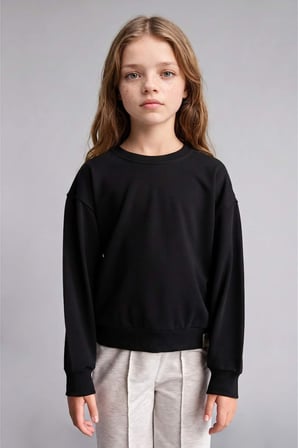 DeFacto Pamuklu Relax Fıt Bisiklet Yaka Uzun Kollu Sweatshirt Kız Çocuk E6842A826AUBK81