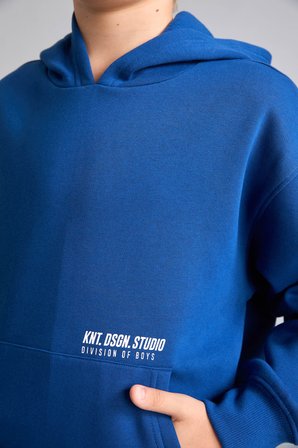 DeFacto Regular Fit Kapüşonlu Baskılı Kanguru Cepli Kalın Kumaş Sweatshirt Erkek Çocuk H9682A826WNBE842