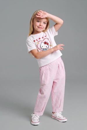 DeFacto Hello Kitty Lisanslı Kısa Kollu Tişört Esnek Belli Pantolon Alt 2'li Takım Kız Bebek H9634A526AUPN82