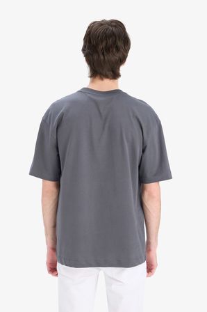%100 Pamuk Oversize Geniş Kalıp Bisiklet Yaka Basic Düz Kısa Kollu Tişört