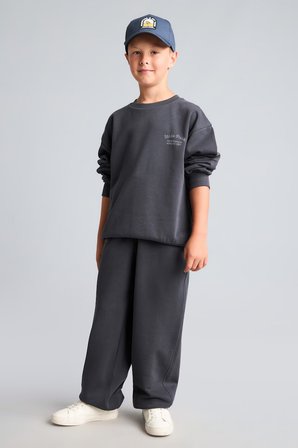 DeFacto Bisiklet Yaka Efekt Nakışlı Sweatshirt Erkek Çocuk H9683A826WNAR31