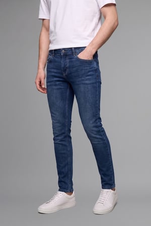 DeFacto Pedro Slim Fit Yıkamalı Jean Pantolon I4068AX26AUNM28