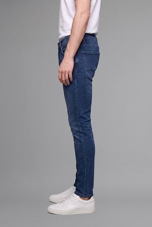 DeFacto Pedro Slim Fit Yıkamalı Jean Pantolon I4068AX26AUNM28