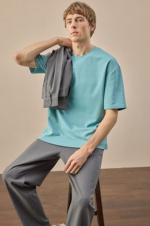 Kırışmaz Pamuklu Nefes Alabilen Oversize Yeşil Tişört