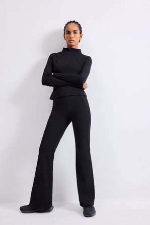 Defacto H5210AXBK81 Siyah Slim Fit Esnek Kumaş Dik Yaka Yarım Fermuarlı Sporcu Uzun Kollu Basic Tişört