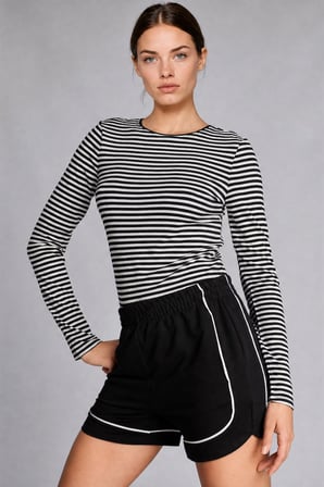 DeFacto Standart Fit Kontrast Biyeli Sporcu Kısa Paça Şort I3206AX26AUBK81