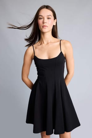 Straplez Siyah Mini Elbise