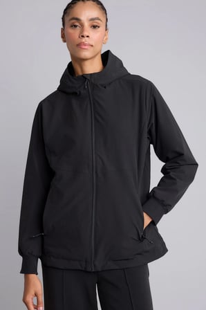 Regular Fit Rüzgar Geçirmez Su İtici Kapüşonlu Fermuarlı Cepli Polar Astarlı Mont