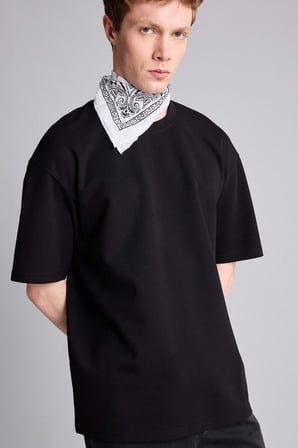Pamuklu Nefes Alabilen Oversize Tişört