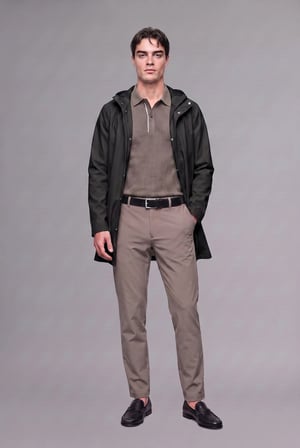Regular Fit Su Geçirmez Kapüşonlu Astarlı Çıtçıtlı Suni Deri Parka