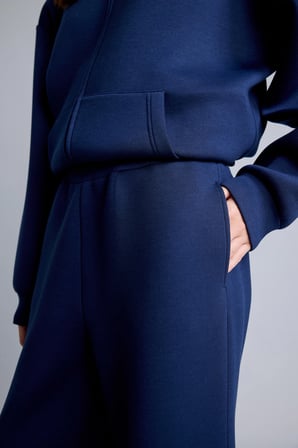 Relaxed Fit Düz Dalgıç Kumaş Geniş Paça Eşofman Altı
