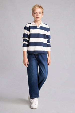 DeFacto New Regular Fıt Uzun Kollu Apaş Yaka Pamuklu Lacivert Sweatshirt Erkek Çocuk H7130A826AUNV256