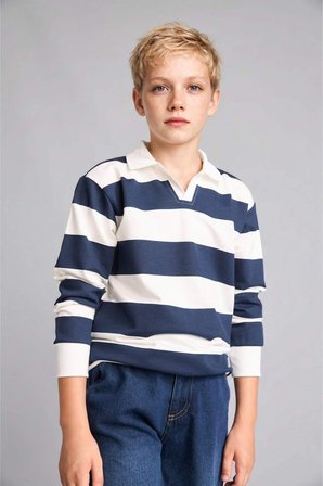 DeFacto New Regular Fıt Uzun Kollu Apaş Yaka Pamuklu Lacivert Sweatshirt Erkek Çocuk H7130A826AUNV256